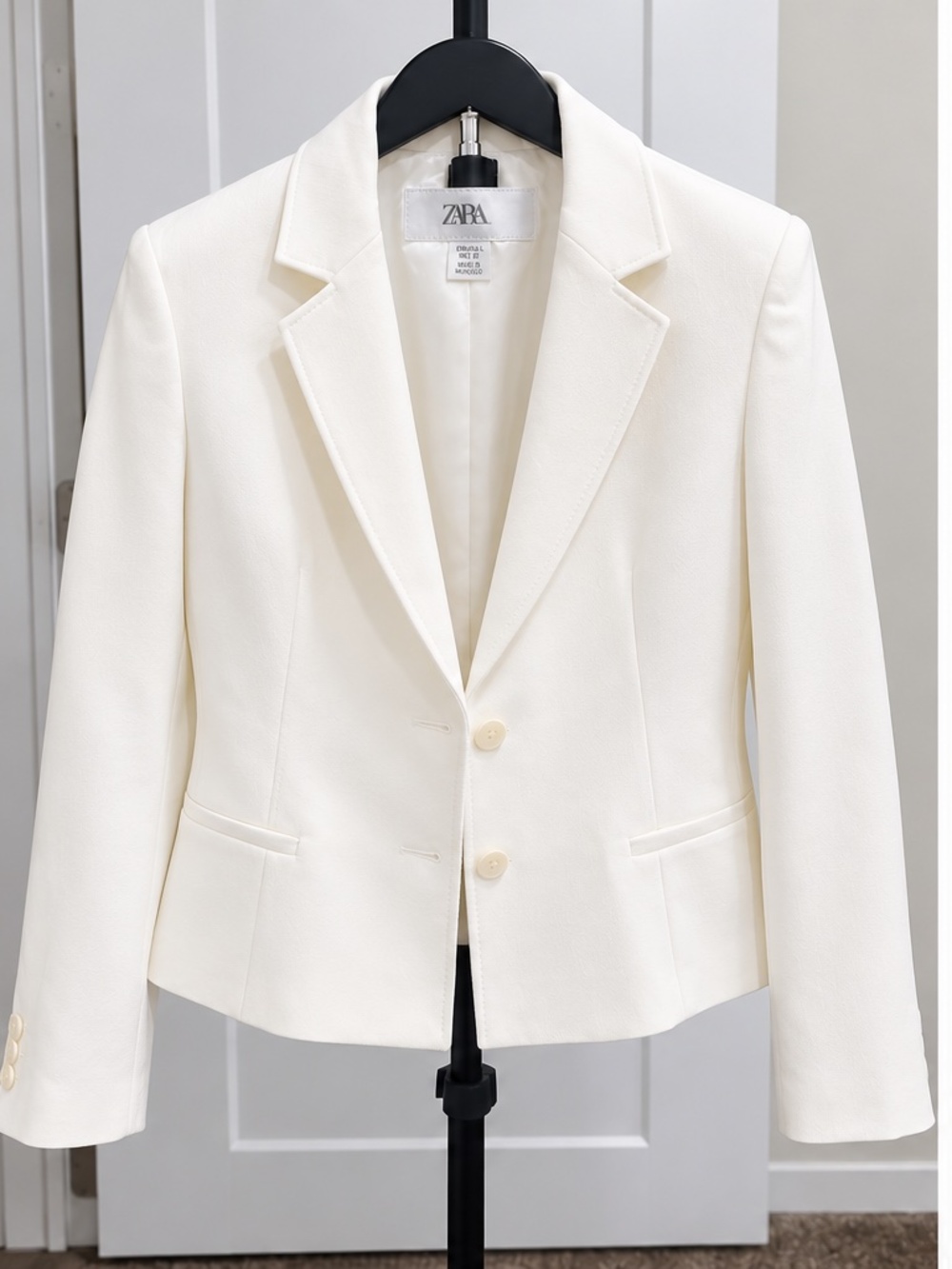 Zara Ivory White Tailored Blazer Size L Two Button Fitted Jacket